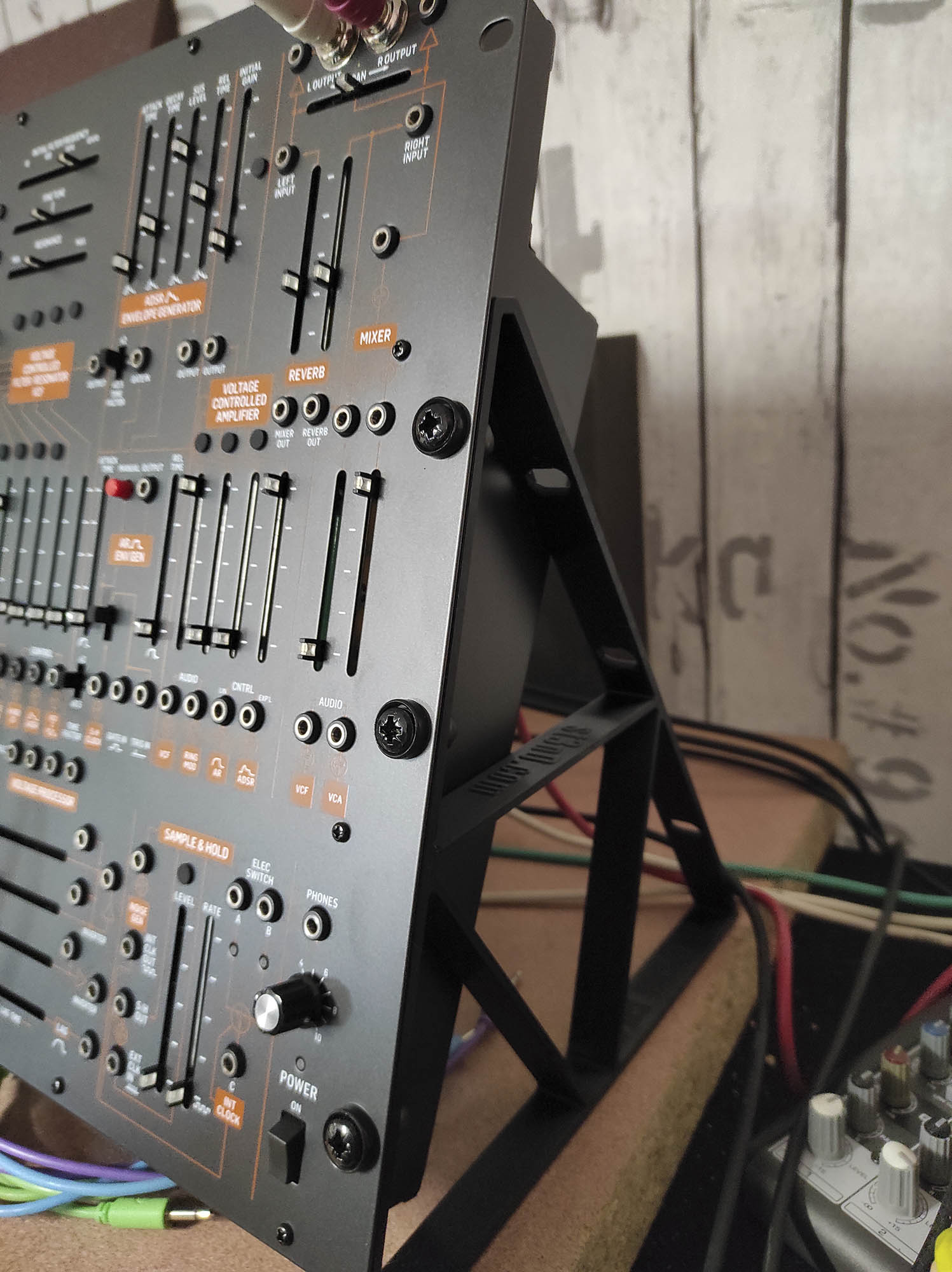 behringer 2600 rackie stand st3nd home studio