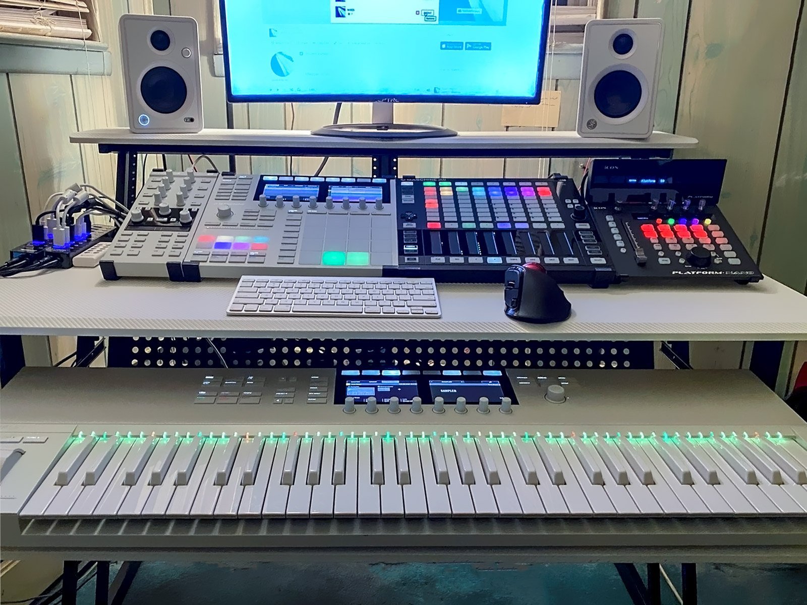 ni traktor maschine jam icon studio desktop stand st3nd